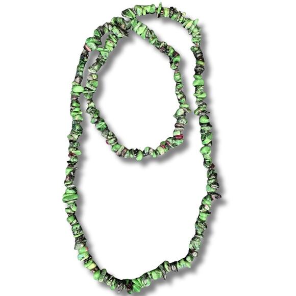 Natural Ruby in Zoisite Necklace Beaded Chip 32 Inches - Picture 1 of 8